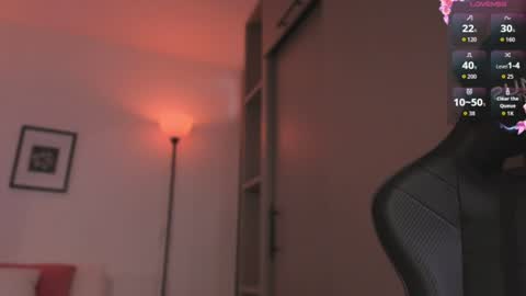Lizzy Colins online show from 07.03.26