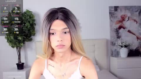 lizzydelrey online show from 06.11.26