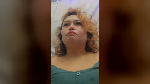 lizzyice8 online show from 12.18.25