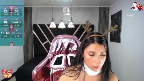 Snapshot of lizzyluk_ch chatting on 12.24.24 Lizzy SCHEDULE BROADCASTING Monday-Saturday 11am4pm Colombia online show from 12.24.24