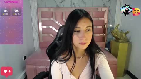 Snapshot of lizzyluk_ch chatting on 01.15.25 Lizzy SCHEDULE BROADCASTING Monday-Saturday 11am4pm Colombia online show from 01.15.25