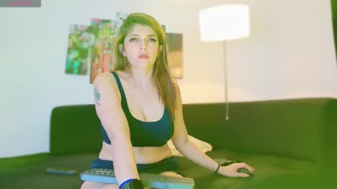 Liz  online show from 03.02.25