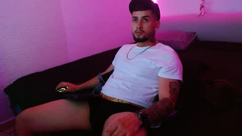 lliamm 2 online show from 01.26.25