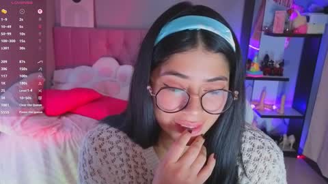 Snapshot of loaluxury chatting on 02.09.26 Pamela online show from 02.09.26