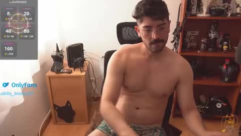 Snapshot of lobito_blanco97 chatting on 02.14.26 Lobito blanco Thefckingwolf main account online show from 02.14.26