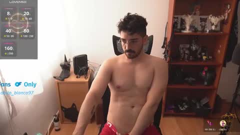 Snapshot of lobito_blanco97 chatting on 02.18.26 Lobito blanco Thefckingwolf main account online show from 02.18.26