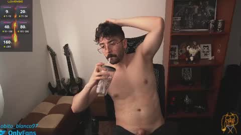 Snapshot of lobito_blanco97 chatting on 04.14.26 Lobito blanco Thefckingwolf main account online show from 04.14.26