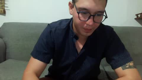 Snapshot of lobomx19 chatting on 05.26.26 Lobo online show from 05.26.26