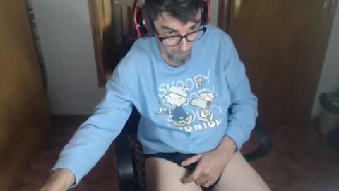 lobosolitario73 online show from 11.13.25