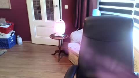 Snapshot of loebet chatting on 03.18.26 Loebet online show from 03.18.26