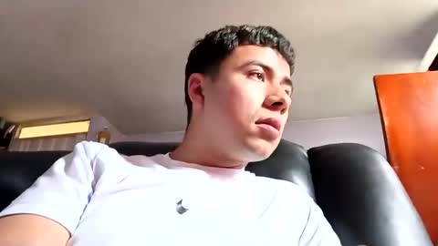 Snapshot of lof_ly08 chatting on 03.05.25 lof_ly08 online show from 03.05.25