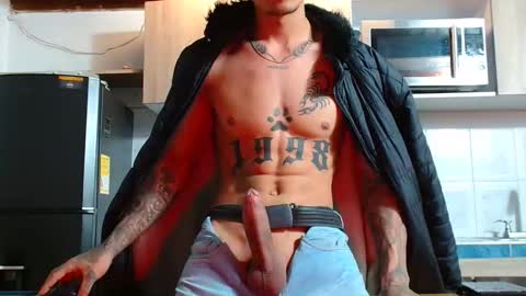 Snapshot of logan__777 chatting on 10.19.25 Logan online show from 10.19.25