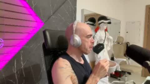 logan__kelly online show from 07.27.26