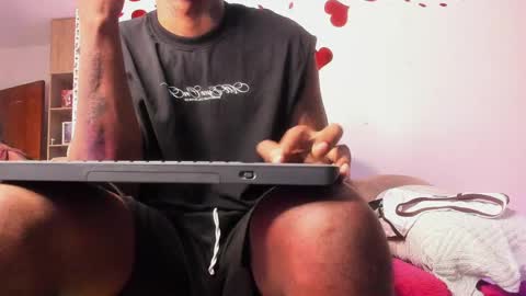 LOGAN DRAKE online show from 04.21.26