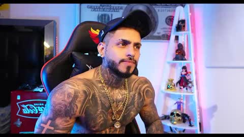 Snapshot of logan_hugh8 chatting on 03.04.25 logan_hugh8 online show from 03.04.25