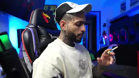 logan_hugh8 online show from 02.02.26