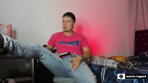 Logan morris online show from 02.25.25