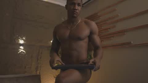 Snapshot of logan_varela chatting on 09.14.25 logan_varela online show from 09.14.25