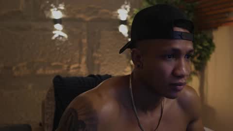 Snapshot of logan_varela chatting on 10.04.25 logan_varela online show from 10.04.25