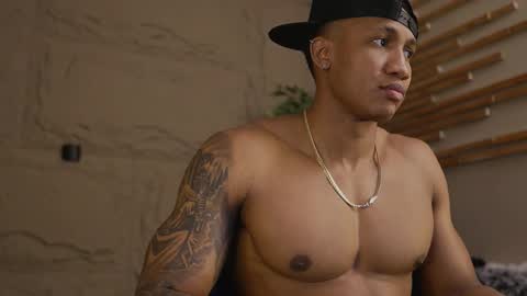 logan_varela online show from 02.09.26