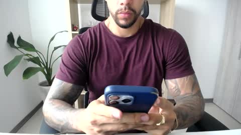 Logan Wolfp online show from 05.31.26