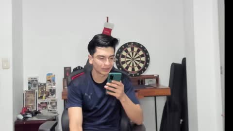 Snapshot of logannick chatting on 01.06.25 Logan online show from 01.06.25