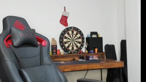 Snapshot of logannick chatting on 01.27.25 Logan online show from 01.27.25