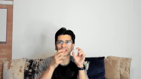 Snapshot of logannick chatting on 02.11.26 Logan online show from 02.11.26