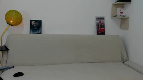 Snapshot of loganoficialx chatting on 10.23.25 loganoficialx online show from 10.23.25