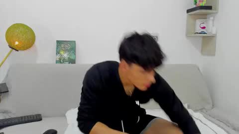 Snapshot of loganoficialx chatting on 11.09.25 loganoficialx online show from 11.09.25