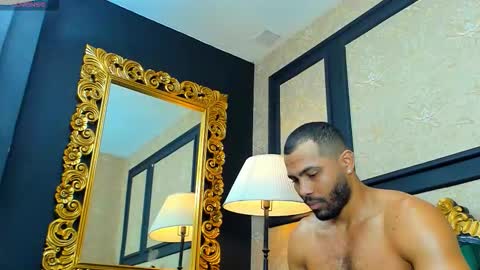 U can call me Logan online show from 03.11.26