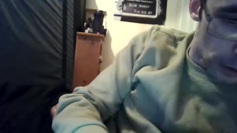 Snapshot of logmog chatting on 12.25.24 Logmog online show from 12.25.24