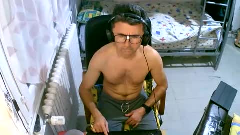 lokoum39 online show from 10.19.25