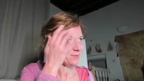 lola_belgium online show from 02.06.25