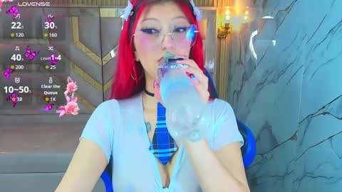 Snapshot of lola_bonnie_r chatting on 10.01.25 Lola online show from 10.01.25