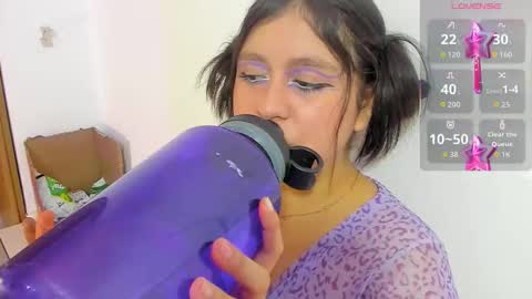 lola online show from 10.31.25