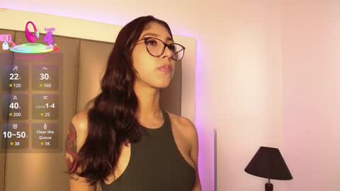 lola_js online show from 02.25.25