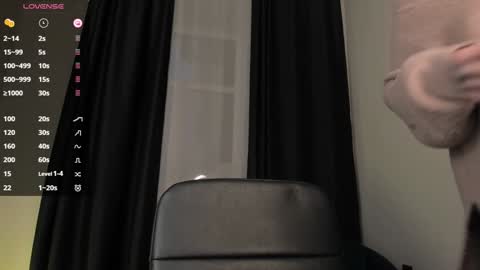 Snapshot of lola_missy chatting on 01.30.25 Lola online show from 01.30.25