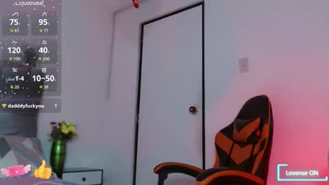 Snapshot of lola_wish chatting on 09.11.25 lola_wish online show from 09.11.25