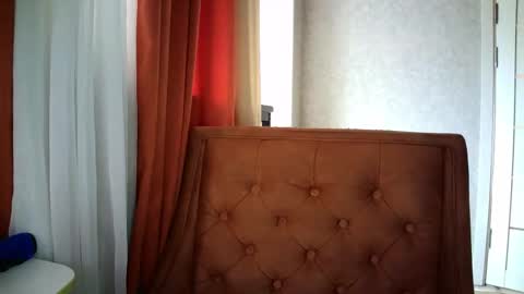 LolaaMint  online show from 03.22.26