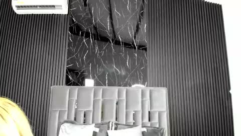 Lola Angel online show from 11.09.25