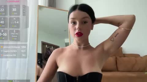 Lola online show from 09.24.25