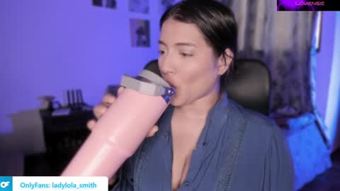 Snapshot of lolaasmith_21 chatting on 12.13.24 lolaasmith_21 online show from 12.13.24