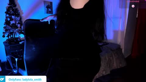 Snapshot of lolaasmith_21 chatting on 12.20.24 lolaasmith_21 online show from 12.20.24