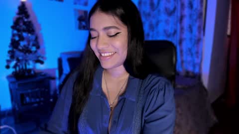 Snapshot of lolaasmith_21 chatting on 12.22.24 lolaasmith_21 online show from 12.22.24