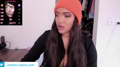 Snapshot of lolaasmith_21 chatting on 02.05.25 lolaasmith_21 online show from 02.05.25