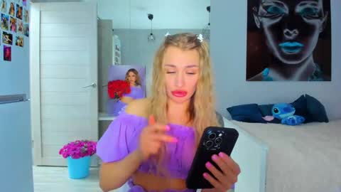 lolabani675452 online show from 11.30.25