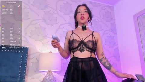  Lola Berry  online show from 04.03.26