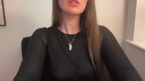 Snapshot of loladom chatting on 03.10.25 Frt Pr1ncess online show from 03.10.25