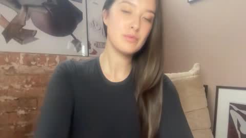 Snapshot of loladom chatting on 10.07.25 Frt Pr1ncess online show from 10.07.25